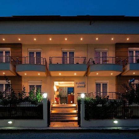 Petite Sirene Studios Paralía Dış mekan fotoğraf